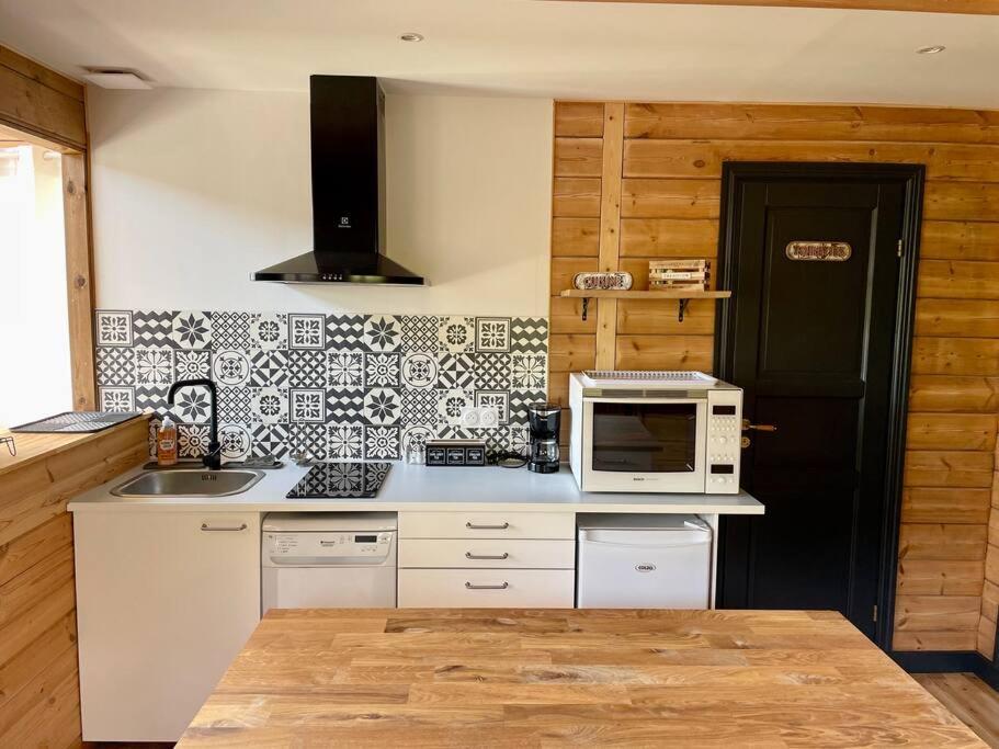 Le Chalet La Meilleraie-Tillay Extérieur photo