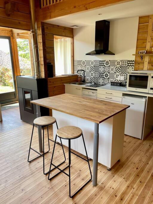 Le Chalet La Meilleraie-Tillay Extérieur photo